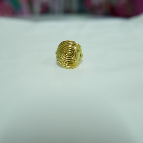 Δαχτυλίδι χρυσό ανάγλυφο